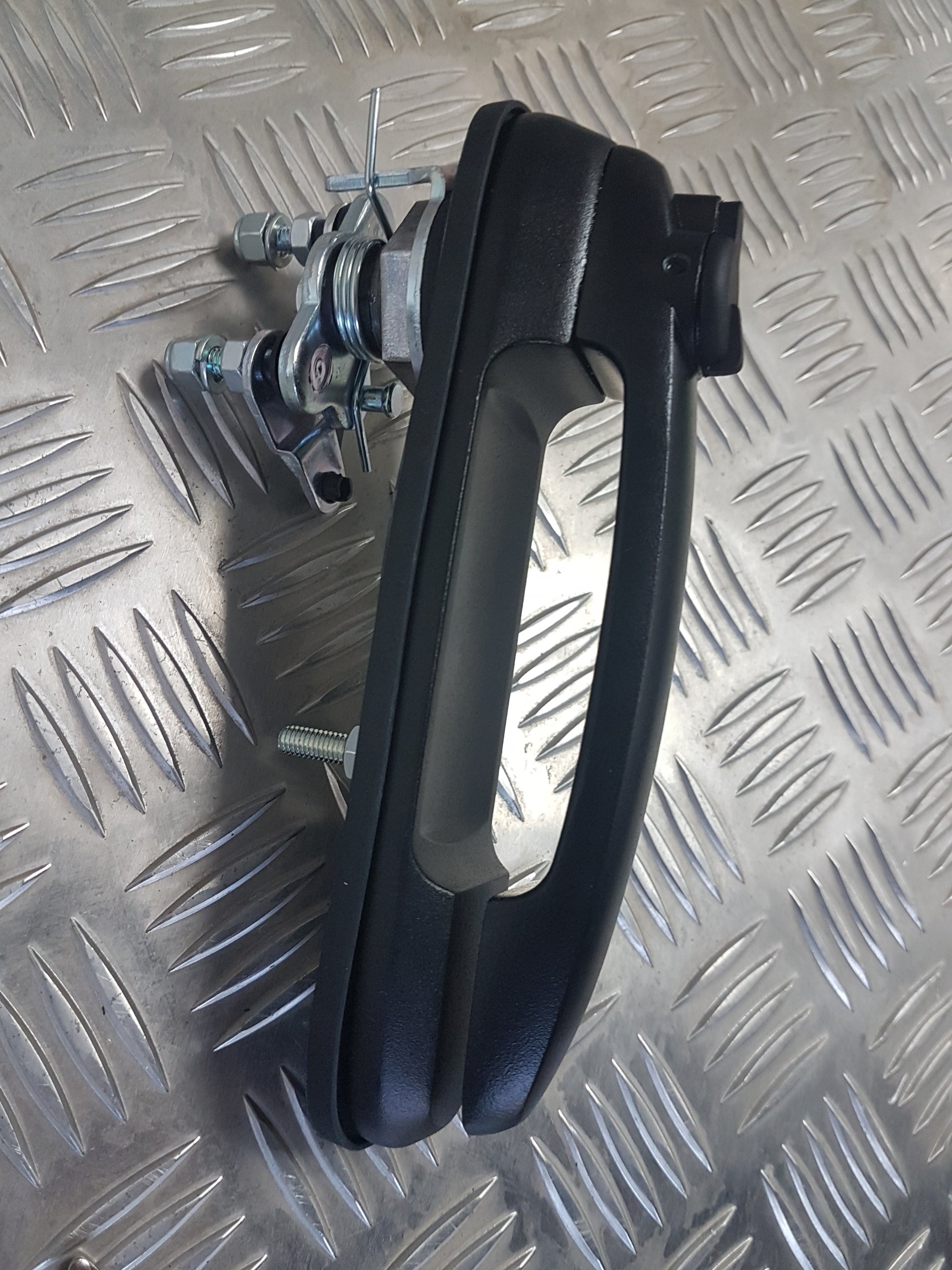 Avenger XTC MK2 Rear Lock Assembly 1 Avenger-XTC-2-Lock-Assembly