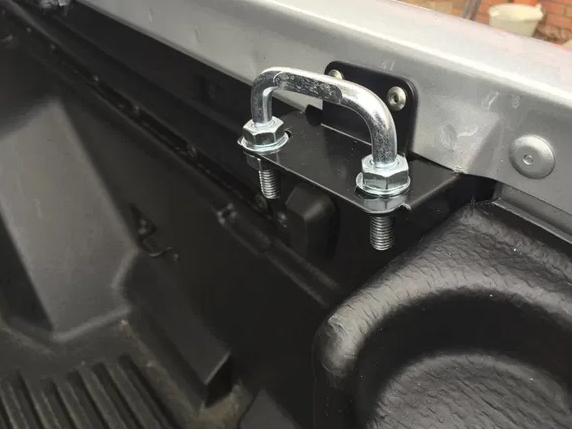 EGR Aluminium Tonneau Cover Black Finish | Ford Ranger MK5/6/7 2012-2022 Double Cab 7 EGR Aluminium Tonneau Cover Black Finish | Ford Ranger MK5/6/7 2012-2022 Double Cab - Image 7