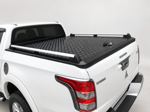 Mitsubishi L200 Series 5/6 EGR Aluminium Tonneau Cover Black Finish