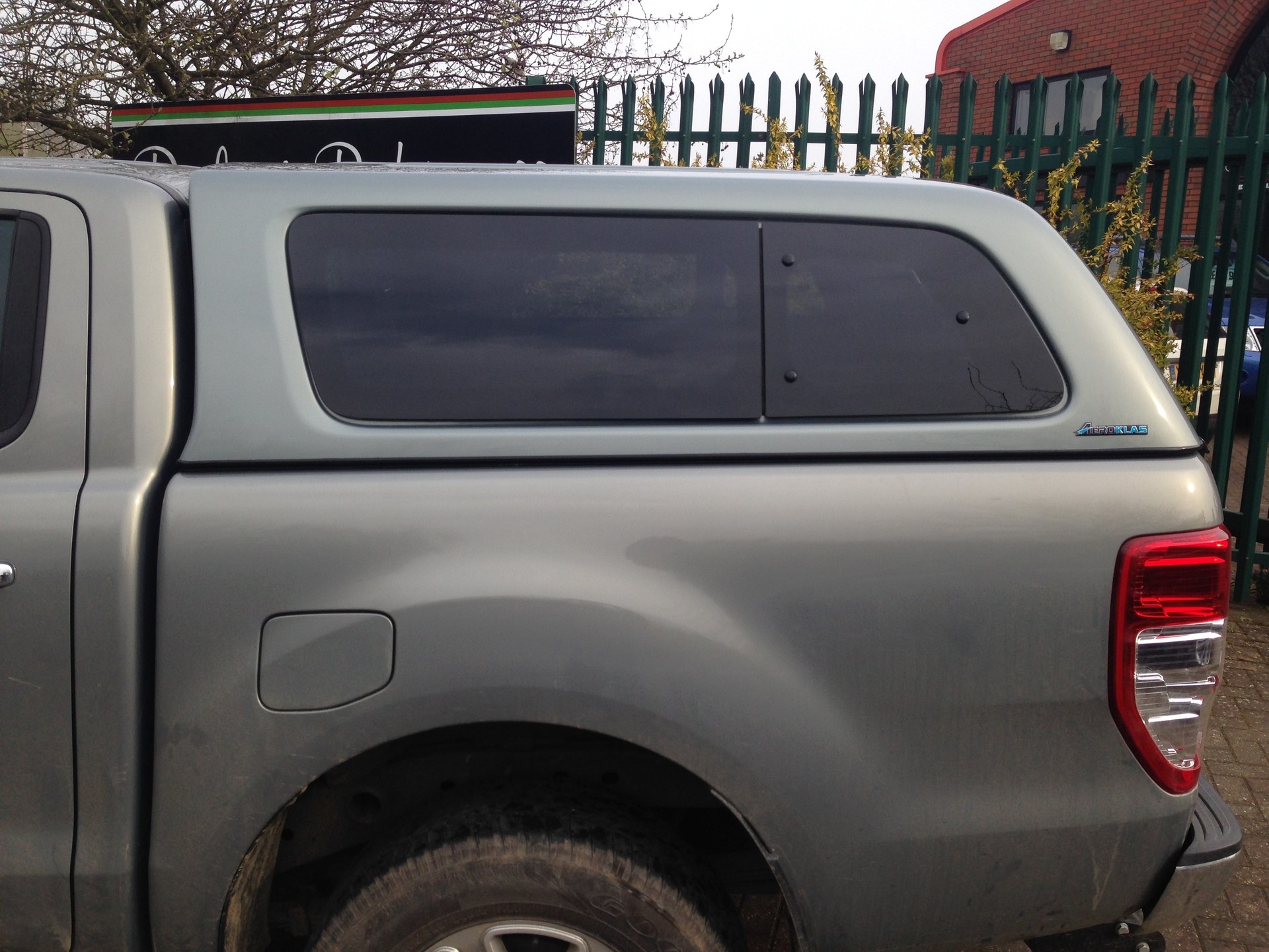 Aeroklas Leisure Hardtop Canopy | Ford Ranger Mk5/6/7 2012-2022 Double Cab 15 Aeroklas Leisure Hardtop Canopy | Ford Ranger Mk5/6/7 2012-2022 Double Cab - Image 15