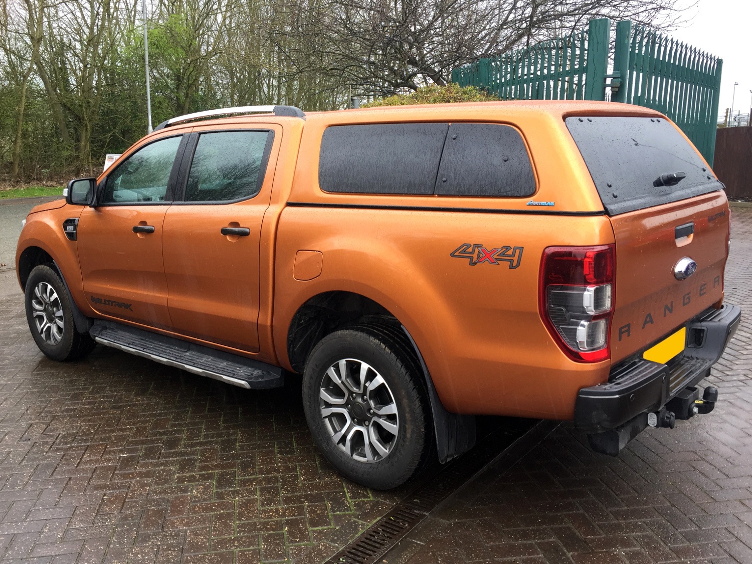 Aeroklas Leisure Hardtop Canopy | Ford Ranger Mk5/6/7 2012-2022 Double Cab 11 Aeroklas Leisure Hardtop Canopy | Ford Ranger Mk5/6/7 2012-2022 Double Cab - Image 11