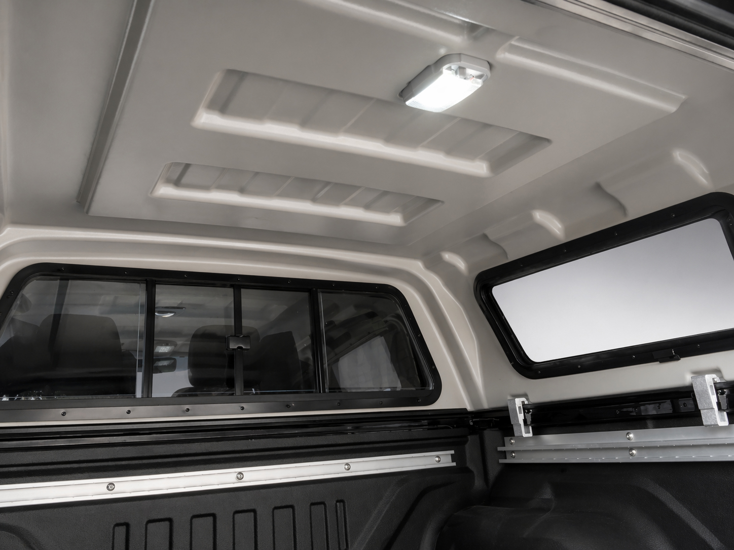 Aeroklas Leisure Hardtop Canopy | Toyota Hilux 2026-On Double Cab 10 Aeroklas Leisure Hardtop Canopy | Toyota Hilux 2026-On Double Cab - Image 10