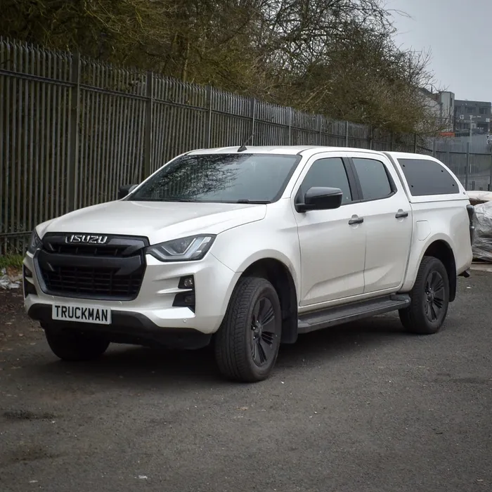 Truckman Grand Hardtop Canopy | Isuzu D-Max Mk6 2021-2024 Double Cab 3 Truckman Grand Hardtop Canopy | Isuzu D-Max Mk6 2021-2024 Double Cab - Image 3
