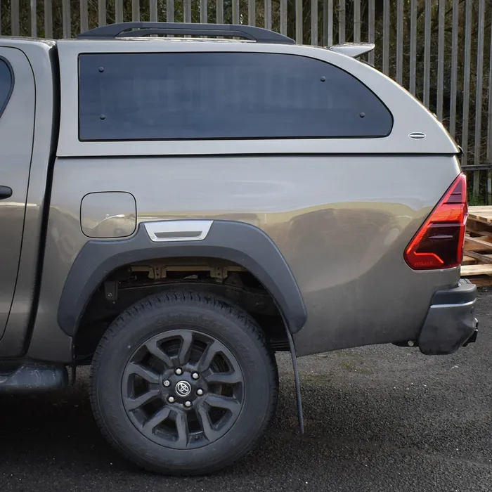 Truckman Grand Hardtop Canopy | Toyota Hilux 2016-ON Double Cab 2 Truckman Grand Hardtop Canopy | Toyota Hilux 2016-ON Double Cab - Image 2
