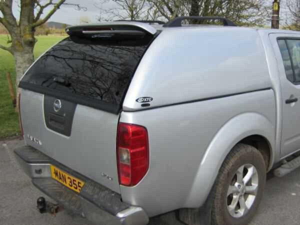 ird504-isuzu-d-max-mk5-2017-on-xtc-solid-437993-0.jpg
