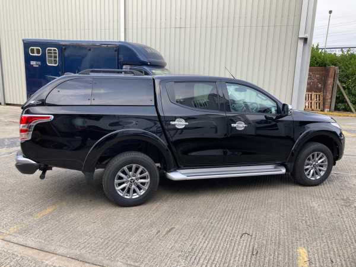 Avenger XTC Leisure Hardtop Canopy | Mitsubishi L200 Series 5/6 2015-2022 Double Cab 4 Avenger XTC Leisure Hardtop Canopy | Mitsubishi L200 Series 5/6 2015-2022 Double Cab - Image 4