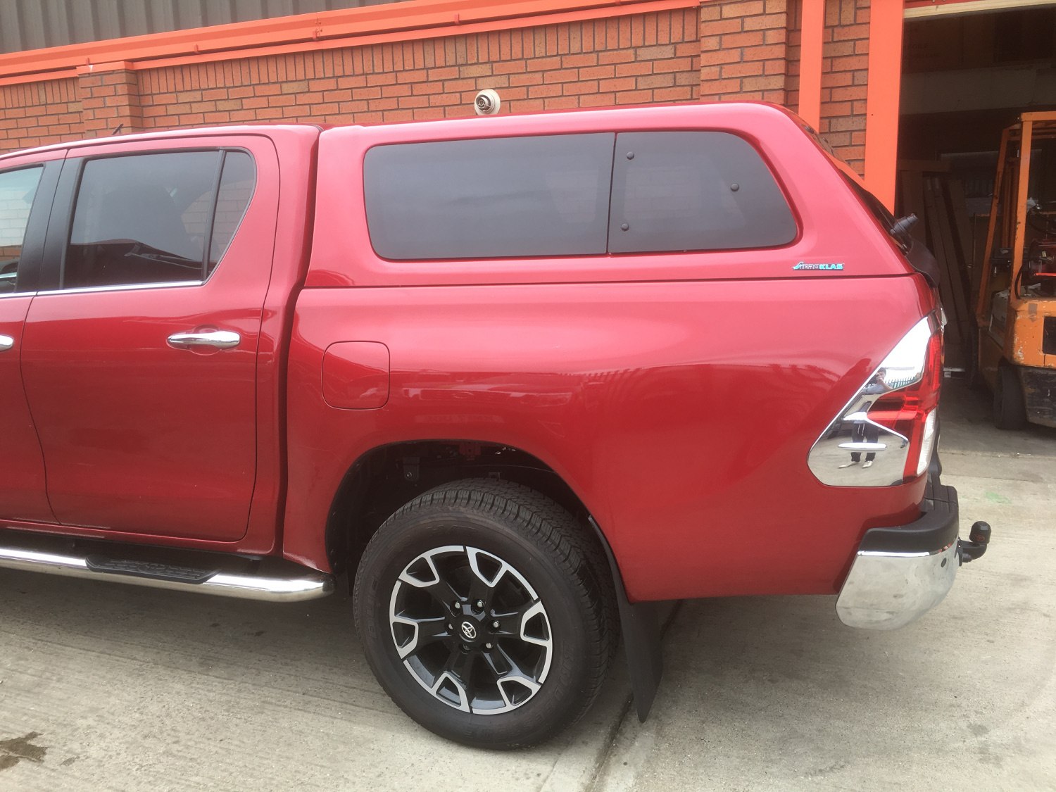 Aeroklas Leisure Hardtop Canopy | Toyota Hilux 2026-On Double Cab 8 Aeroklas Leisure Hardtop Canopy | Toyota Hilux 2026-On Double Cab - Image 8