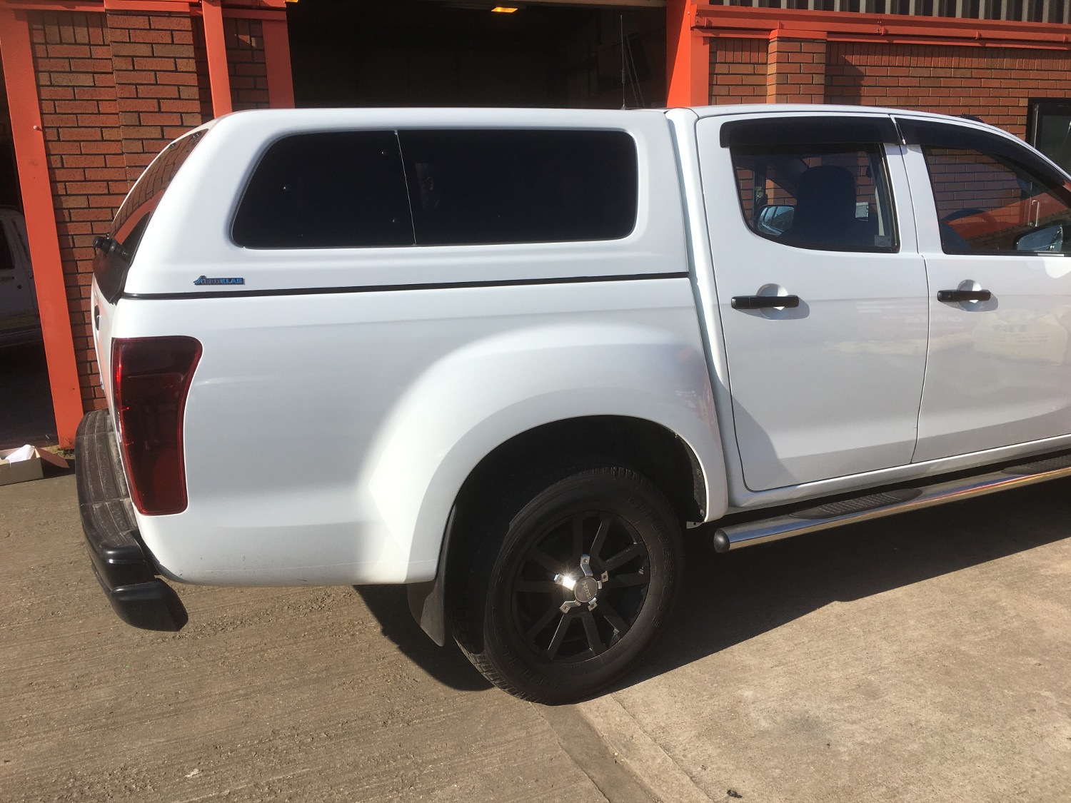 Aeroklas Leisure Hardtop Canopy | Toyota Hilux 2026-On Double Cab 3 Aeroklas Leisure Hardtop Canopy | Toyota Hilux 2026-On Double Cab - Image 3