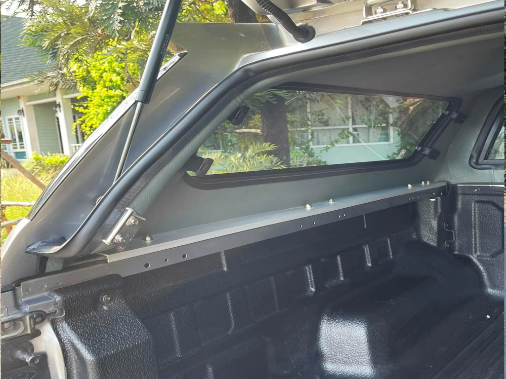 Ridgeback Platinum Hardtop Canopy | Volkswagen Amarok 2023-on Double Cab 5 Ridgeback Platinum Hardtop Canopy | Volkswagen Amarok 2023-on Double Cab - Image 5