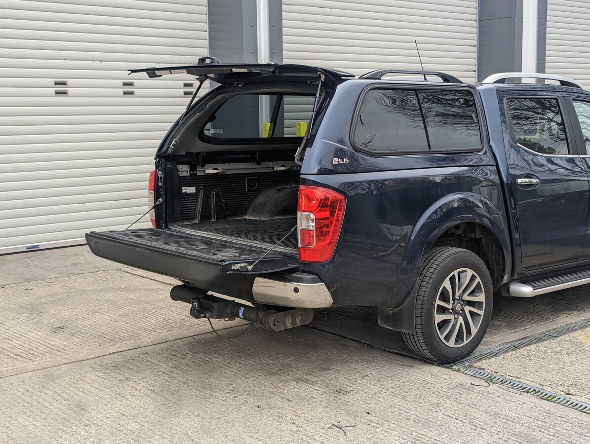 SJS Leisure Hardtop Canopy | Nissan Navara NP300 2016-2022 Double Cab 3 SJS Leisure Hardtop Canopy | Nissan Navara NP300 2016-2022 Double Cab - Image 3